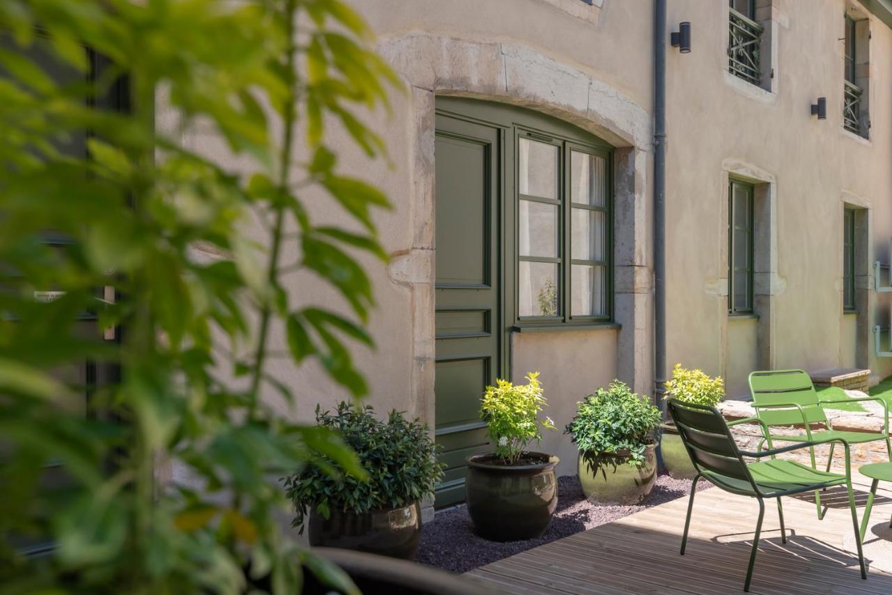Le Vintage . Centre-Ville Macon . Atypique . Proche Gare . Wifi . Climatisation . Confortable . المظهر الخارجي الصورة